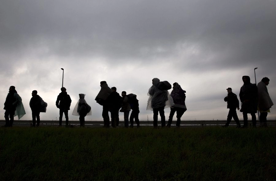 Guardian: Hrvatska policija pali dokumente migranata i nasilno ih vraća u BiH